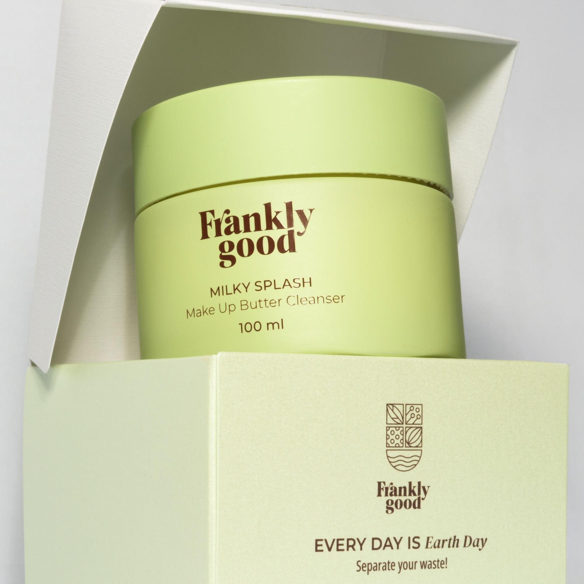 Effective Makeup Removal with Milky Splash butter cleanser