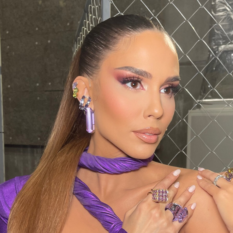 Cherry, It's too late beauty hack