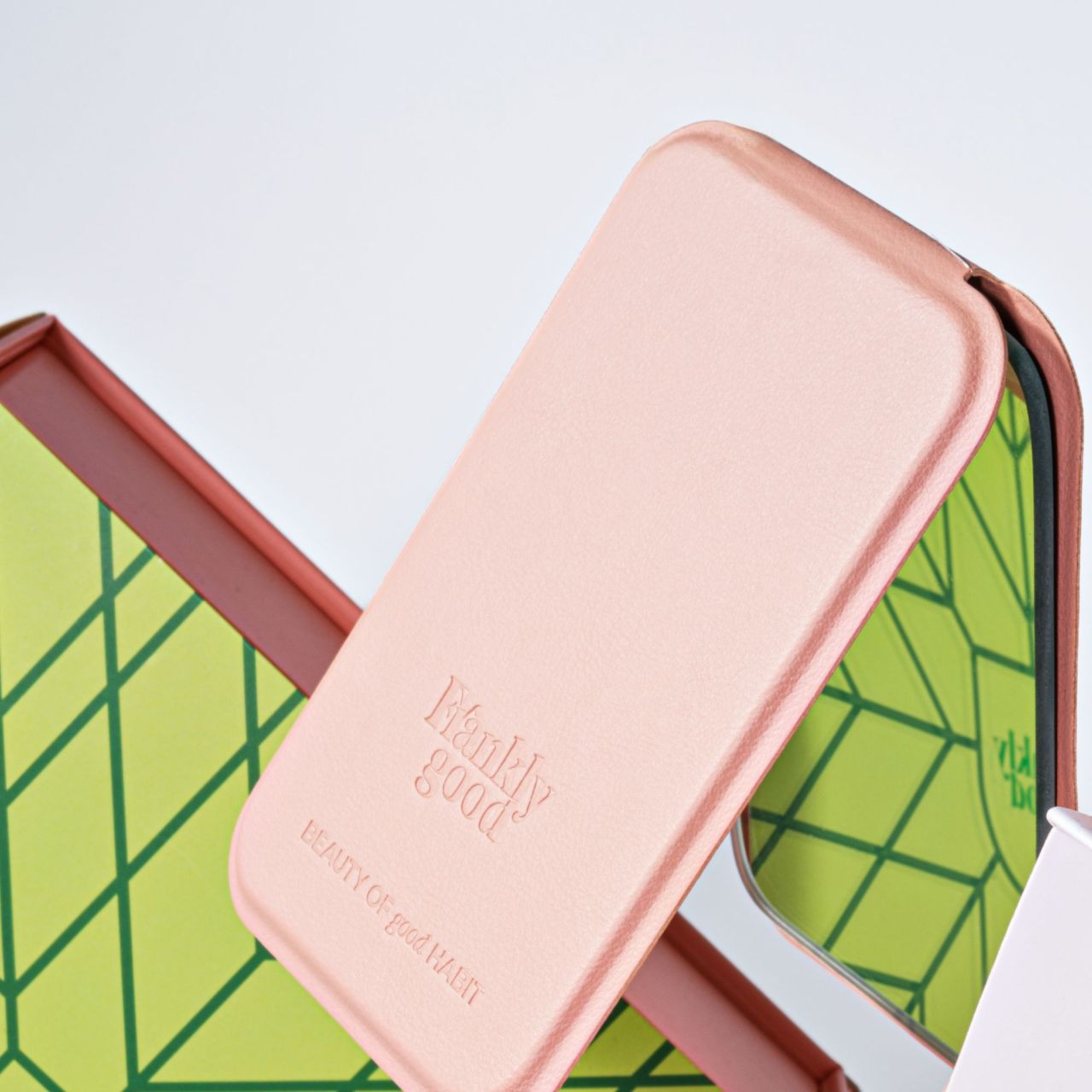 Make up pocket mirror